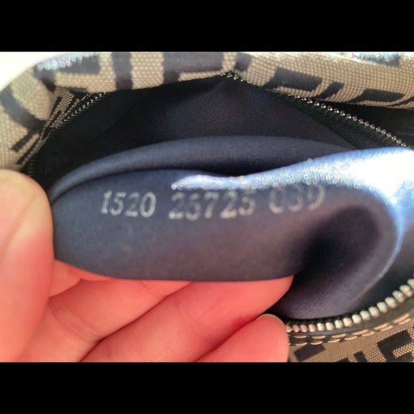 Fendi bag - Picture 3 of 6